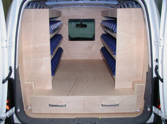 Présentation aménagement OPEL COMBO 2004